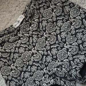 Abercrombie & Fitch Black and White Patterned High Waist Shorts